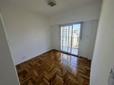Departamento en Alquiler en Colegiales, $ 650.000