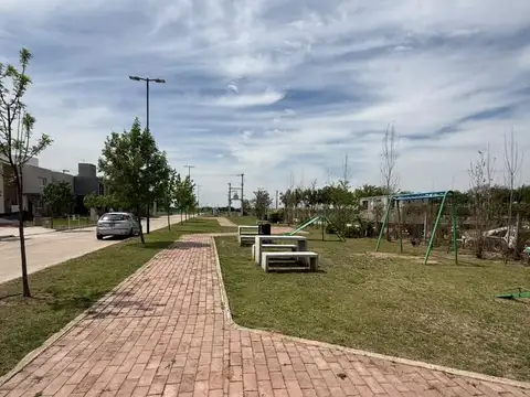 av valparaiso 7500
