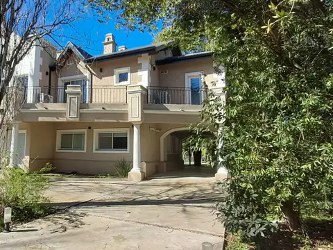 Casa en Alquiler de 6 dormitorios
