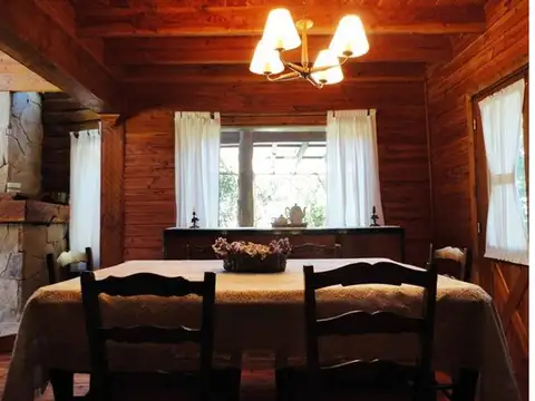 Dos Cabañas En Duplex , Barrio Epulafquen , Villa La Angostura