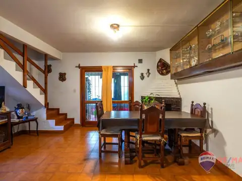 Casa en Venta con 1 cochera