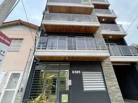 Departamento en  venta de 4 ambientes con dos baños y balcon al frente - Wilde