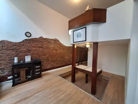 MARIO BRAVO 300, DEPARTAMENTO ATÍPICO CON PATIO!!!