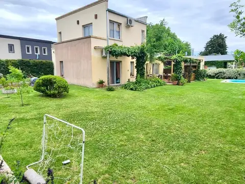 Casa en Venta de 5 dormitorios