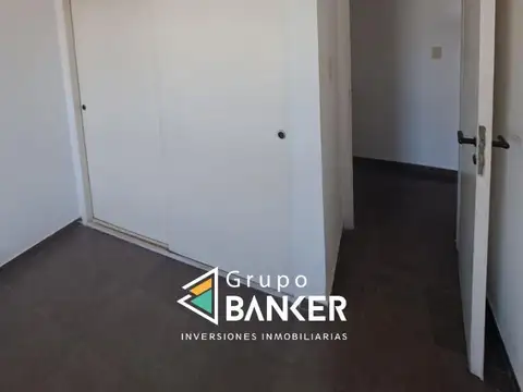 Dpto. en Av. Colón 1734, 4to piso.