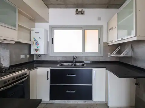 VENTA DUPLEX 3 AMBIENTES Y MEDIO EN SAN TELMO