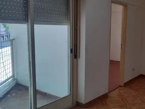 Departamento en Alquiler en Versalles, $ 490.000