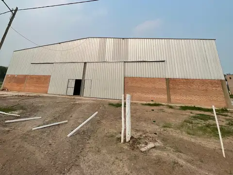 Galpón 1500m2 sobre ruta 11 a estrenar 