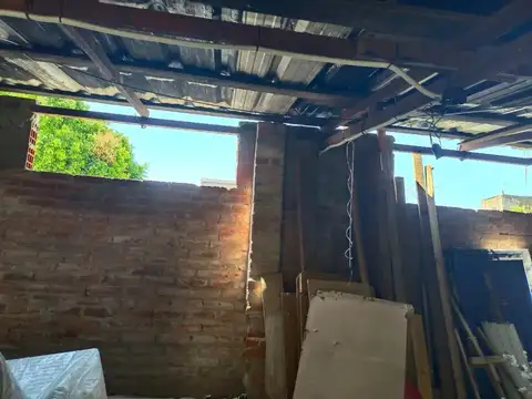 Depto Tipo Casa en Venta en Billinghurst, USD 49.000