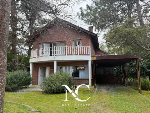 Casa en venta en Carilo
