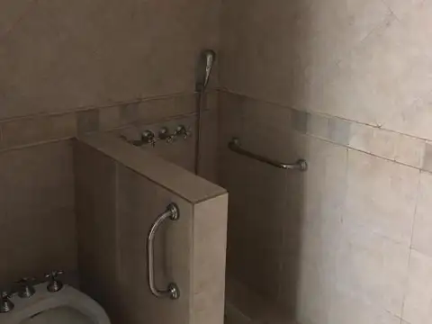 Casa en Venta en Trenque Lauquen, USD 140.000