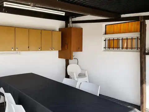 Casa 3 ambientes con 2 baños