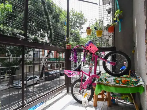 VENTA DEPTO 3 AMB CON BALCON Y PATIO EN COLEGIALES