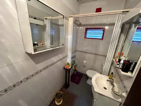 Depto Tipo Casa 4 ambientes con 2 baños
