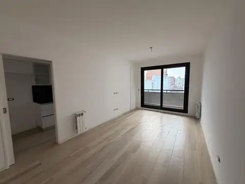Super 3 ambientes con balcón y amenities en Caballito