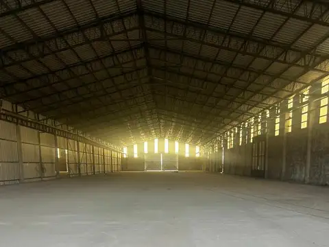 Galpon en Venta 182  mts Frente