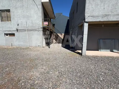 Depto Tipo Casa en Venta de 8 ambientes