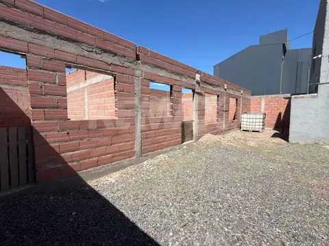 Depto Tipo Casa 8 ambientes con 4 baños