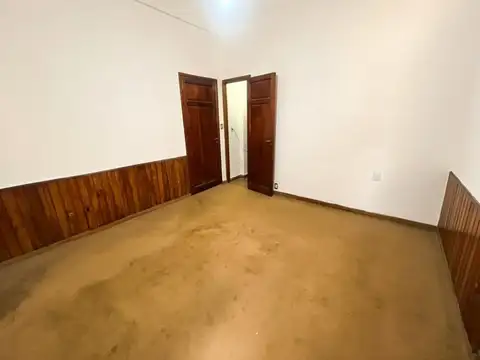 Depto Tipo Casa 5 ambientes con 2 baños