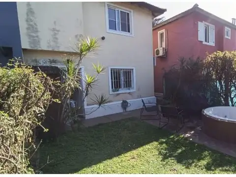 Av. del Sesquicentenario 3300