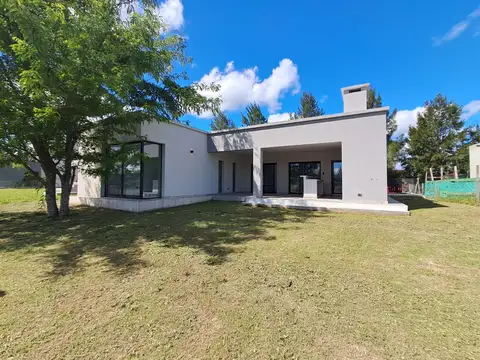 Casa en Venta en El Naudir, USD 250.000