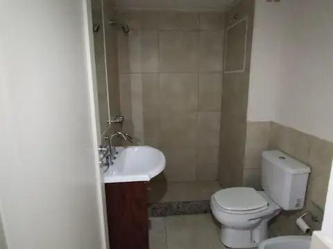 Callao 472 - monoambiente al frente