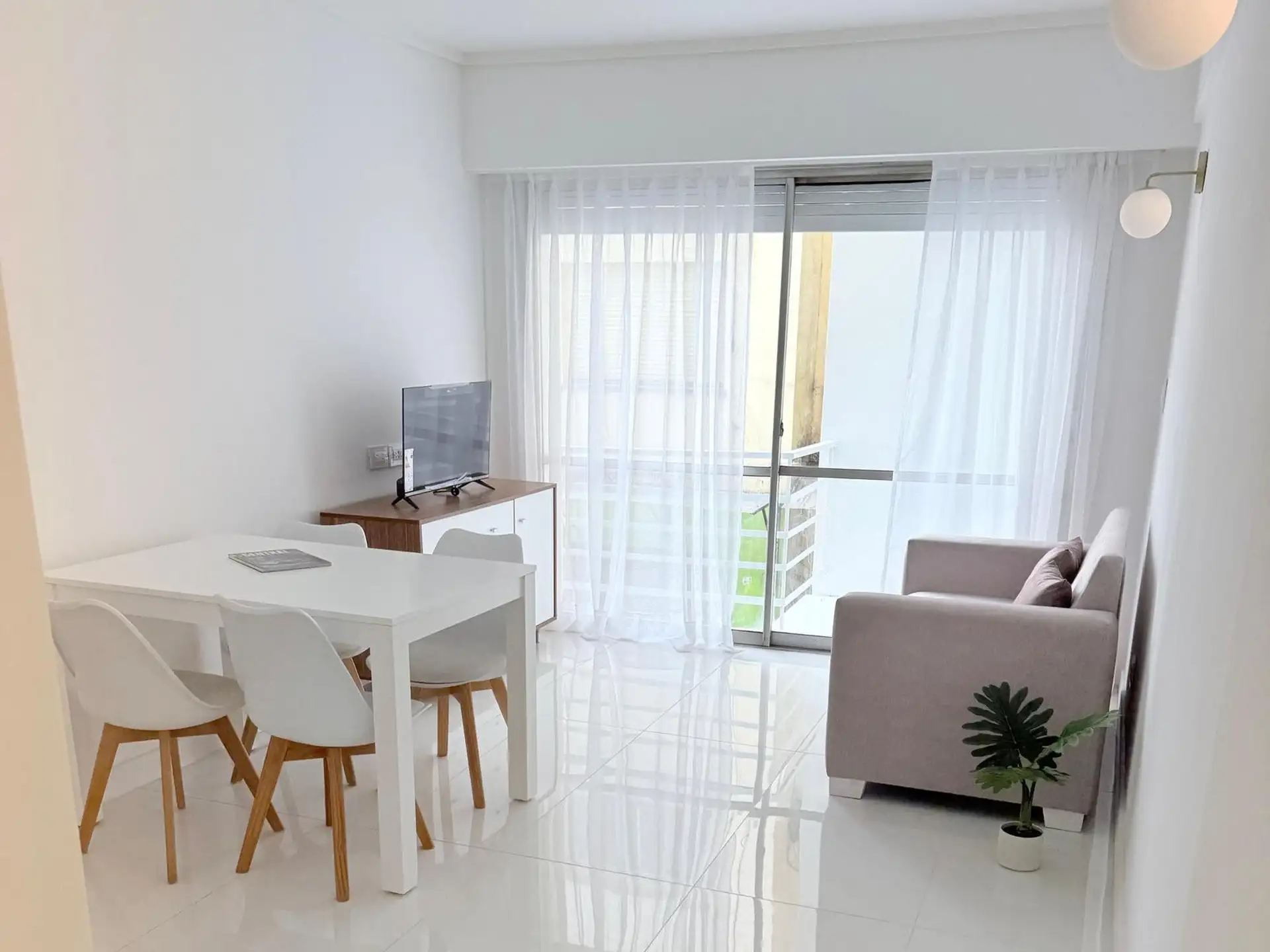 Departamento en San Martin 2600 de dos ambientes con balcon ctfe