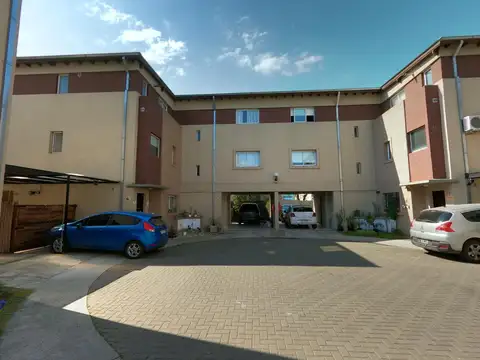 Depto Tipo Casa 5 ambientes con 3 baños