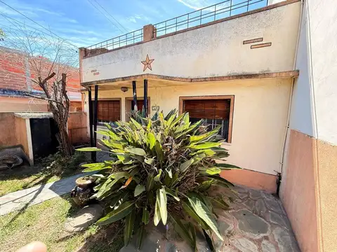 Casa en Venta en Castelar, USD 80.000
