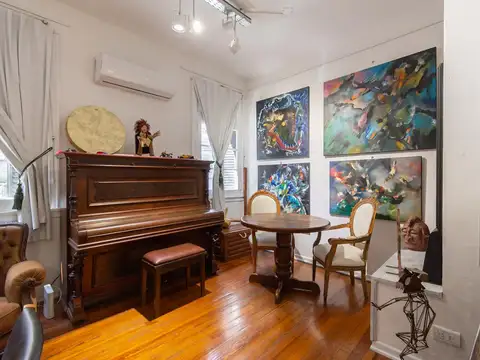 Depto Tipo Casa en Venta 50 años