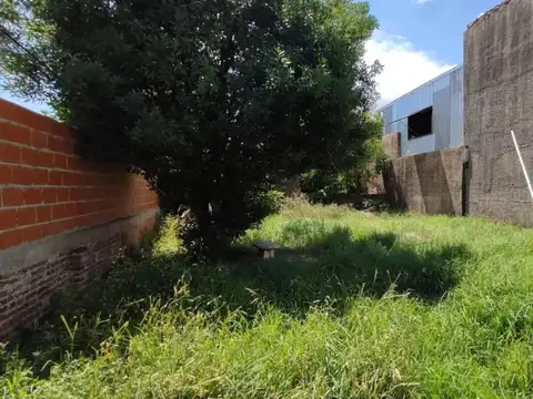 Casa en lote propio en Jose Leon Suarez a la venta