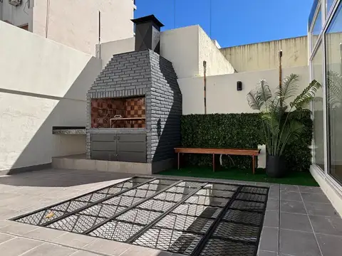Depto Tipo Casa en Venta con 2 cocheras