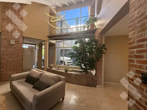 Casa en Venta en Cipolletti, USD 430.000