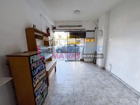 Local en Alquiler en Villa Pueyrredon, $ 600.000
