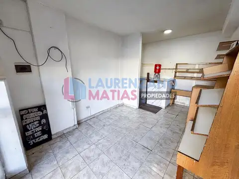 LOCAL DE 15 M2 SOBRE AVENIDA EN VILLA PUEYRREDON