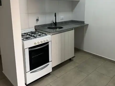 2 AMB, LUMINOSO, CENTRICO, PILETA Y PARRILLA