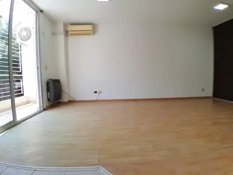 Departamento en Alquiler en Caballito Norte, $ 650.000