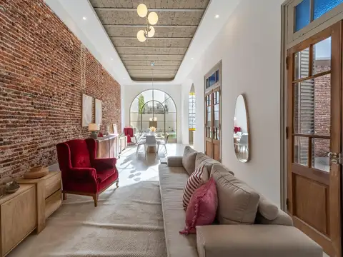 Casa en Venta con 1 cochera