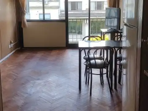 Se alquila un departamento de 3 ambientes amoblado - Barrio Norte