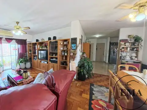 Departamento en Venta 52 años