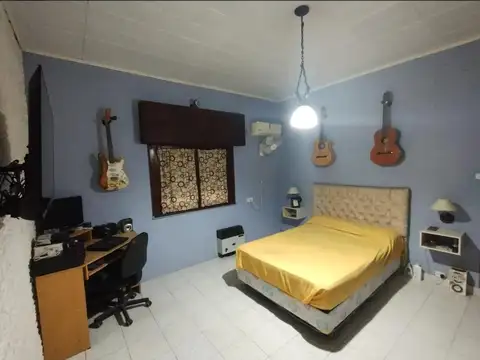 Excelente casa 4 amb con jardín y cochera!