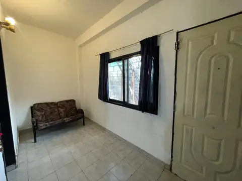 Depto Tipo Casa 2 ambientes con 1 baño