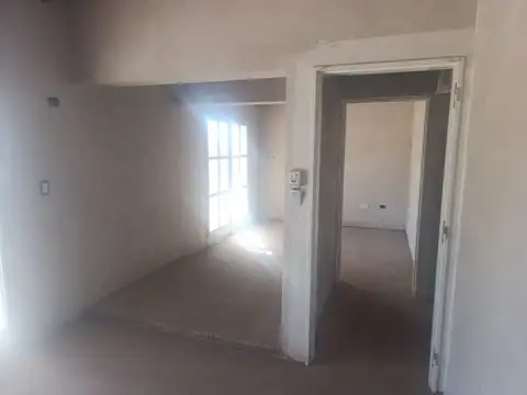 VENTA CASA 4 HABITACIONES  LAS HERAS