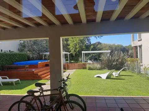 Casa en Venta en Chascomus, USD 190.000