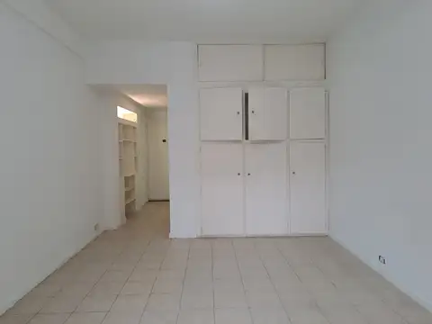 Juncal 1600, Piso 5