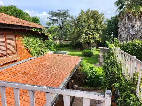 CASA EN VENTA, DEL VISO. OPORTUNIDAD 