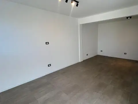 San Martin 3400, Piso 2