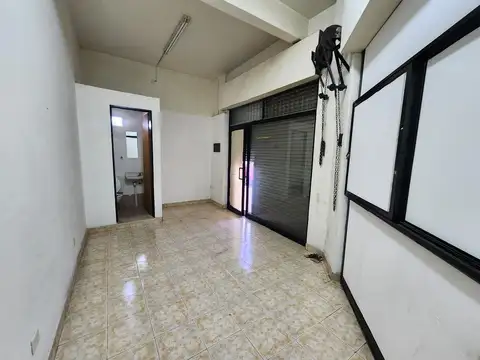 Local en Alquiler en Villa Maipu, $ 320.000