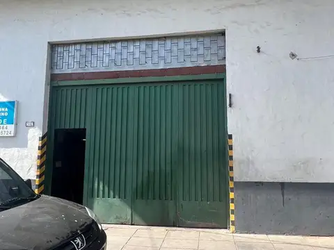 Galpon en Venta con departamento 2 ambientes techo de loza