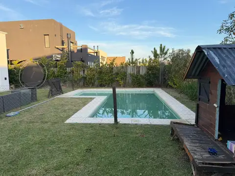 Casa en Alquiler de 4 dormitorios